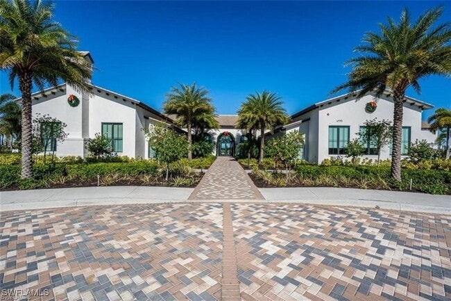 Foto del edificio - 5257 Messina St