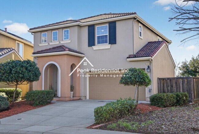 Foto del edificio - Beautiful 3bd/2.5ba Folsom Home with 2 Car Garage!