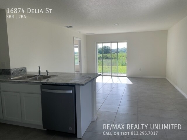 Building Photo - 16874 Delia St Wimauma FL 33598