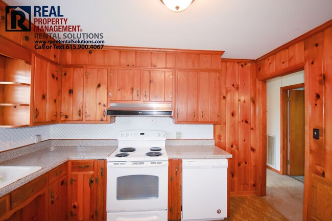Building Photo - Great corner lot home in Auburntown! Garag...