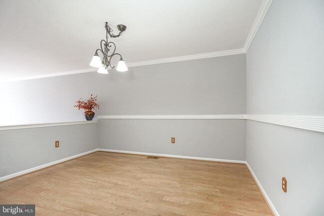 Building Photo - 17 Muirfield Ct