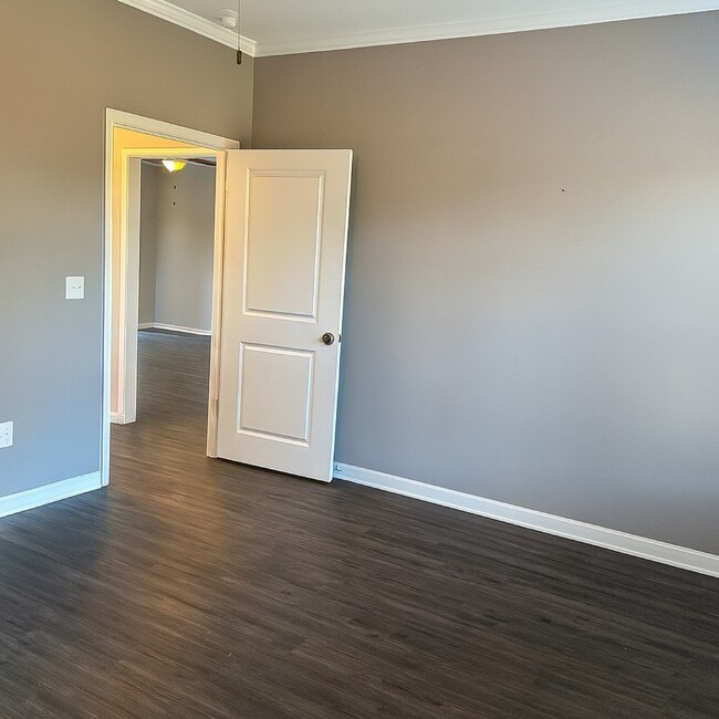 Foto del edificio - 305 Courtland Dr