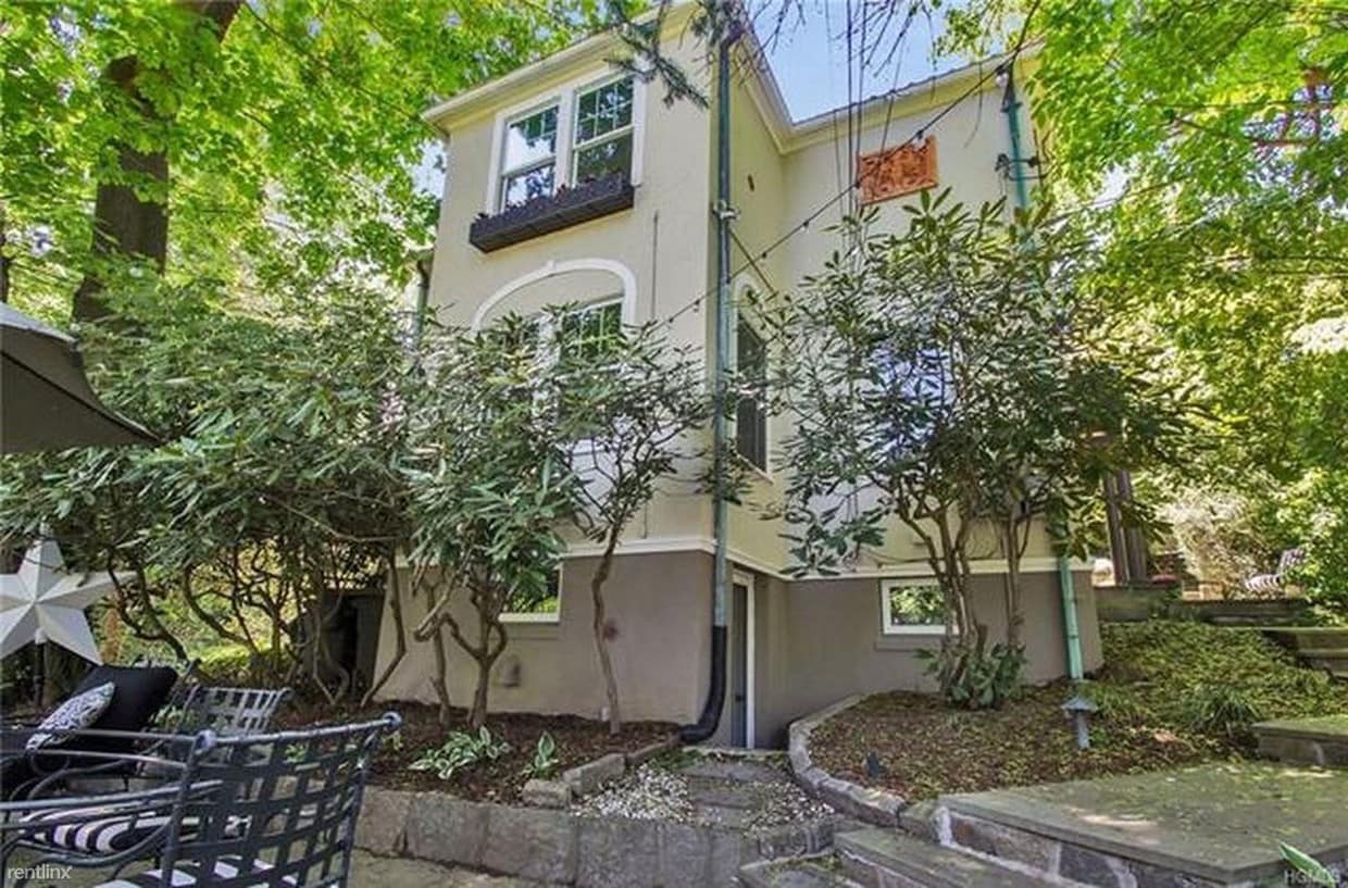 Primary Photo - 2 br, 3 bath House - 28 Wildway