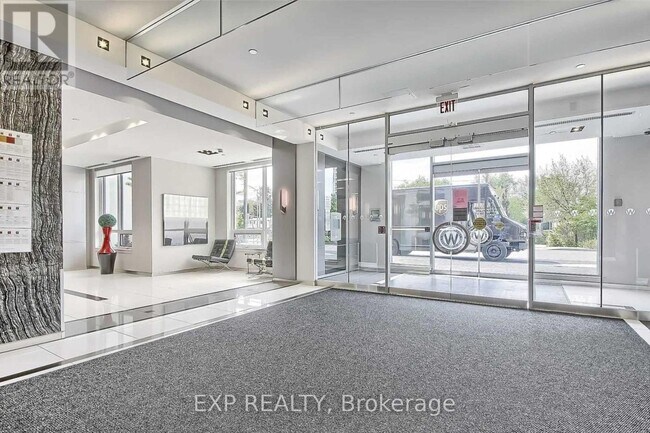 Photo du bâtiment - 7167 Yonge St