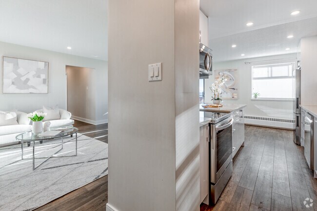 2 chambres, 1 salle de bain - 98 m² - Cuisine/Séjour - Marine Square East