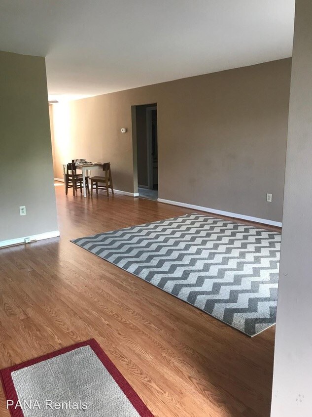 Foto principal - 804 Christopher Dr