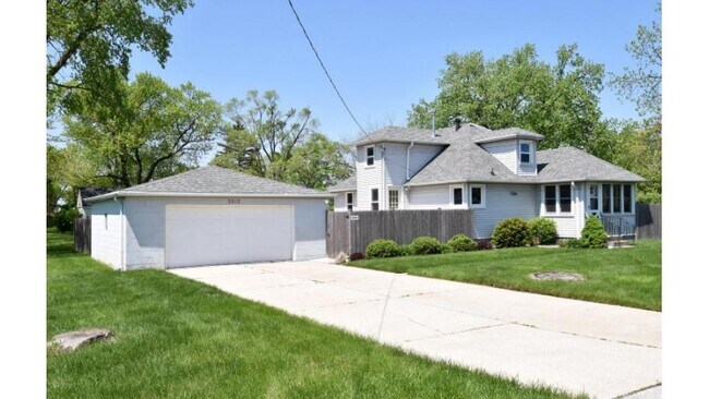 Building Photo - 3012 Cozy Acre Rd