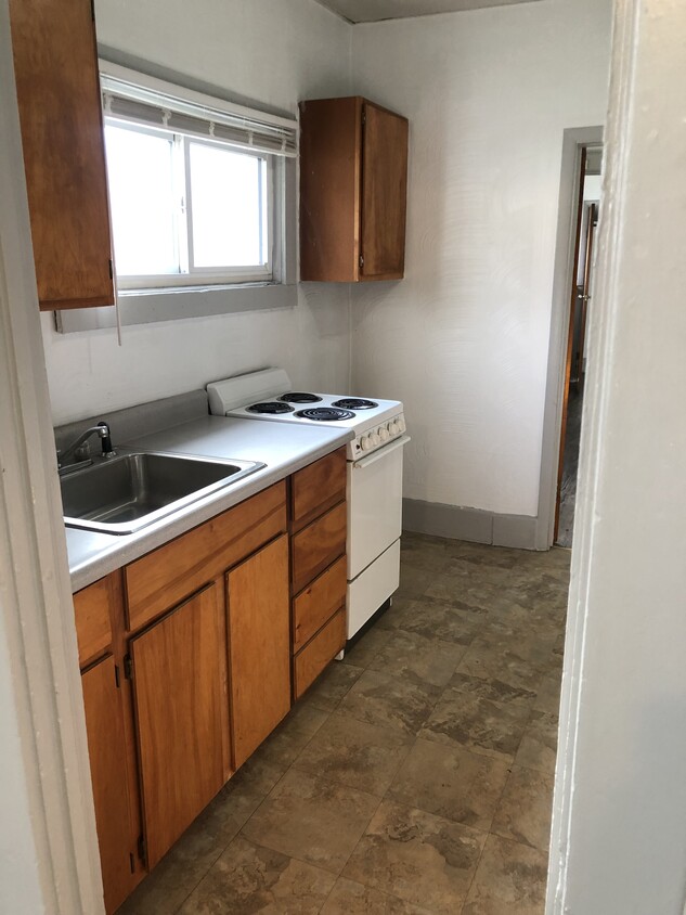 Primary Photo - 338 1st St