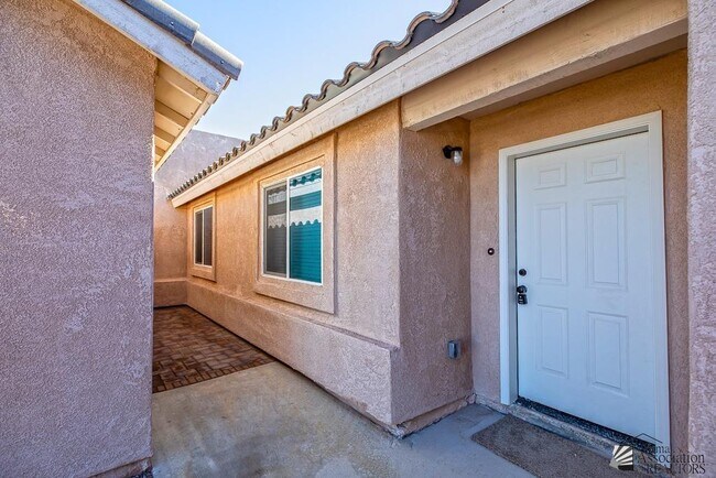 Foto del edificio - 7171 E 38th Ln