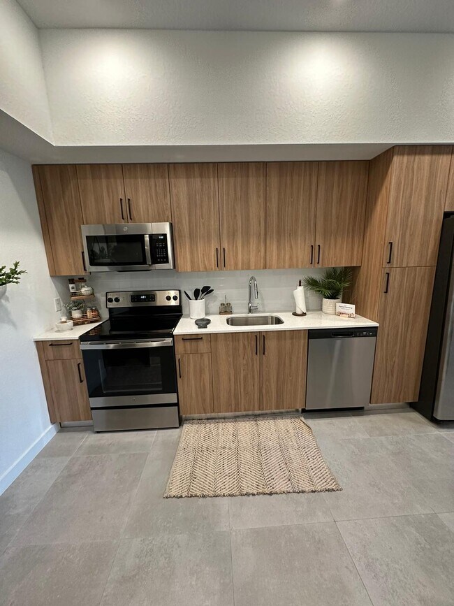 36 NE 1st Ct Unit A1, Dania, FL 33004 Apartments in Dania, FL