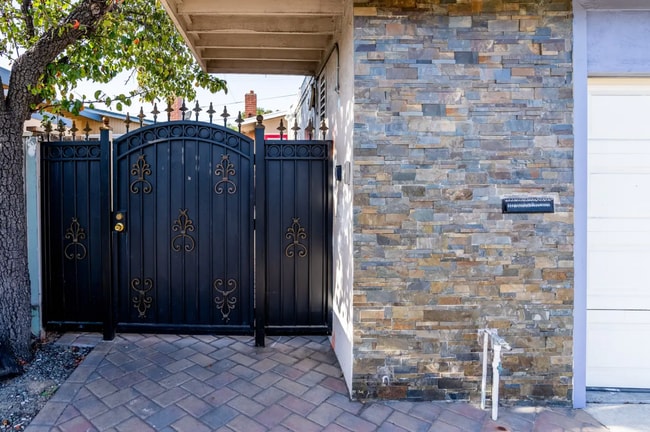 Foto del edificio - 1791 Blue Spruce Ct