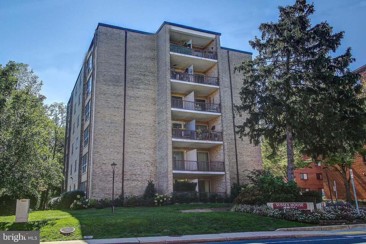 4970 Battery Ln Unit 105, Bethesda, MD 20814 Apartment for Rent in