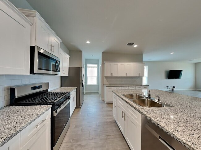 Foto del edificio - 9617 Brickridge Ln