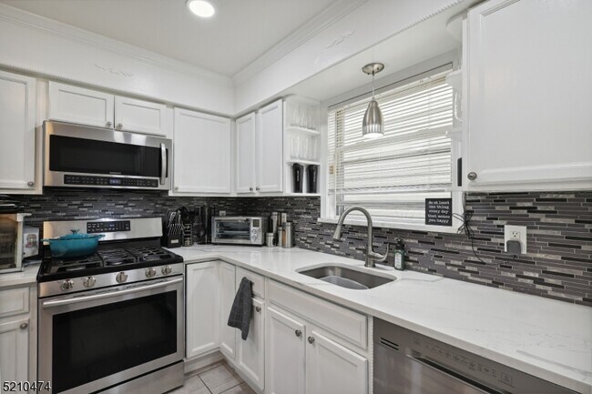 Foto del edificio - 52 Crawford St