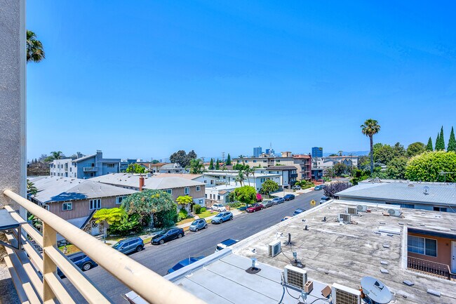 View from 3rd Floor Balcony - 1838 Corinth Ave