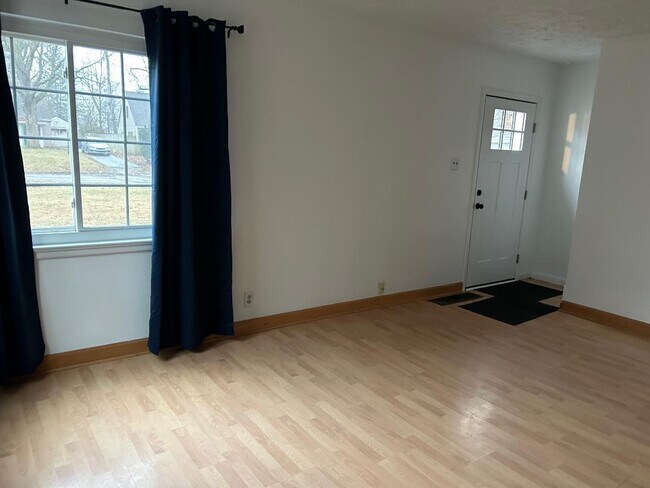 Foto del edificio - 1208 Crawford Dr