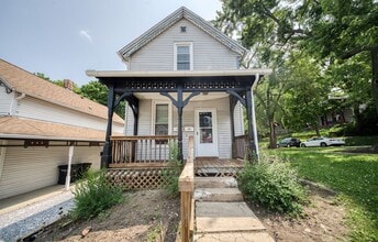Building Photo - 103 Asher St