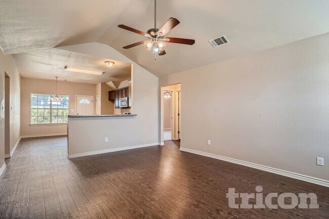 Foto del edificio - 3105 Cardinal Dr