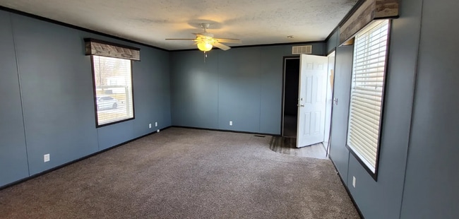 Building Photo - 25156 Au Lac Dr N