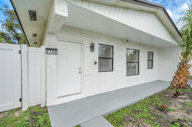 Building Photo - 2784 NW 9th St