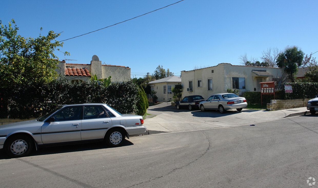 Primary Photo - 5302-5308 Auckland Ave