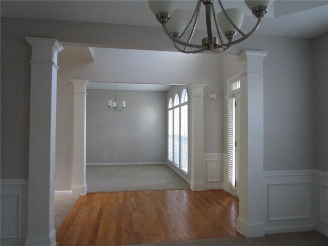 Building Photo - 138 Crystal Downs Way NE