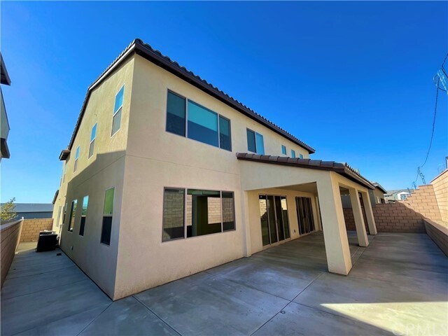 Building Photo - 2635 E Tatum Ln