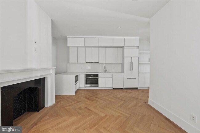 Foto del edificio - 3336 P St NW