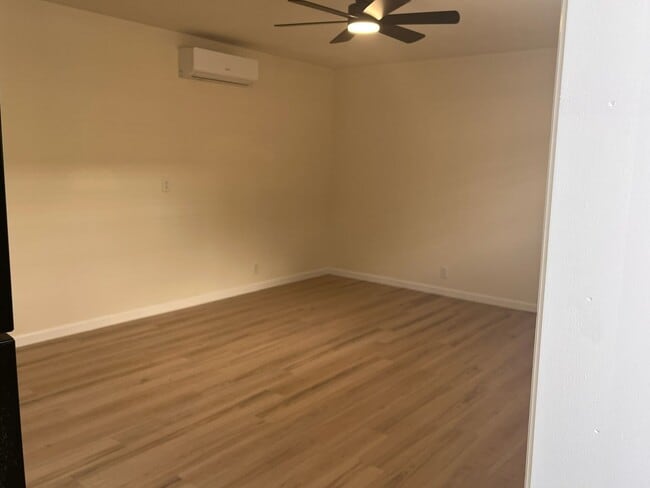Photo - 1/1 Studio/Efficiency in Avondale Townhome