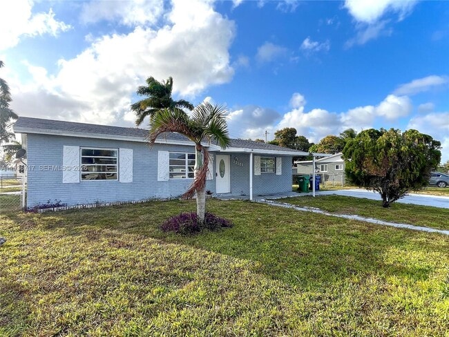 Foto del edificio - 20500 NW 28th Ave