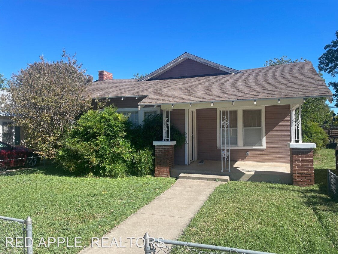 Primary Photo - 2 br, 1 bath House - 349 Jeanette St.