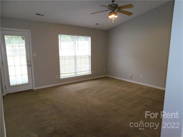 Foto del edificio - 3324 Bell Glen Ct