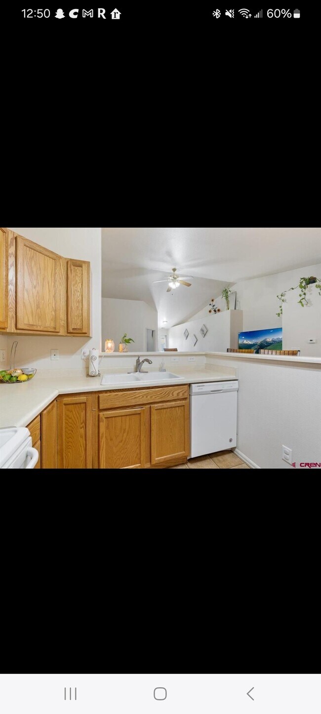 Foto del edificio - 3242 Meadows Pkwy