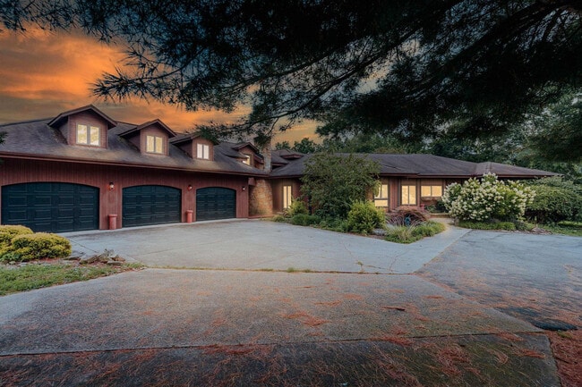 Foto del edificio - 64046 Bethel Rd