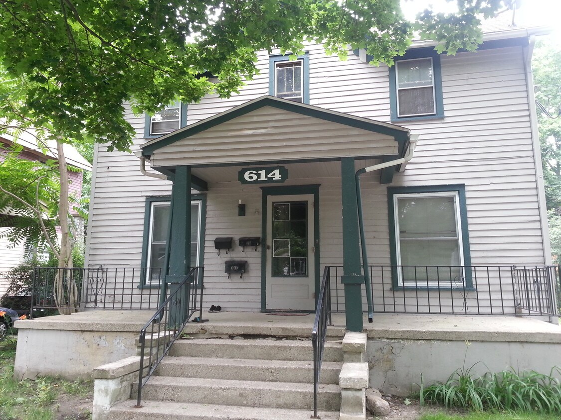 Primary Photo - 614 Avon St