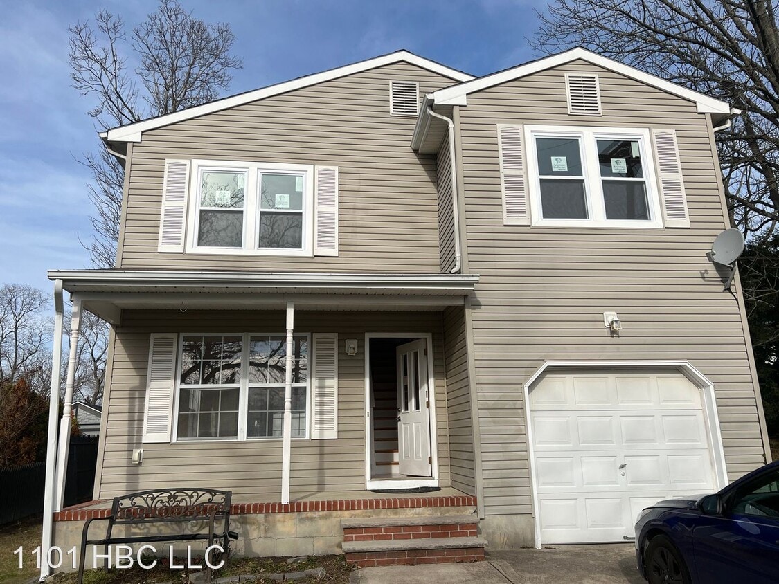 4 br, 3 bath House 503A Fairview Avenue House Rental in Neptune