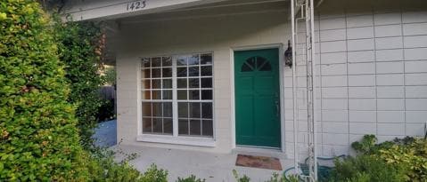 Building Photo - 1423 Oneco Ave