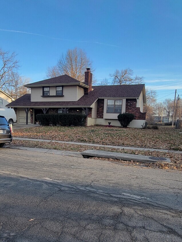 Foto principal - 109 Sunset Dr