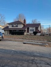 Building Photo - 109 Sunset Dr
