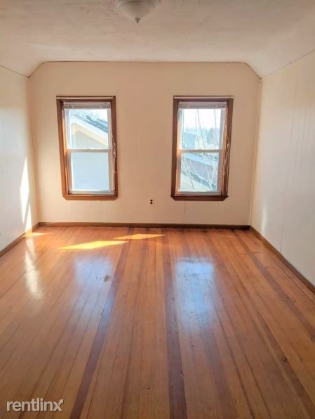 Foto del edificio - 4 br, 2 bath  - 31 Whitman St Apt 3