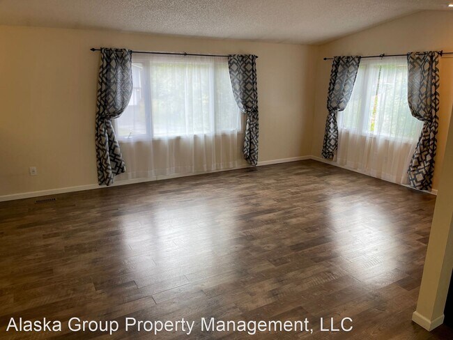 Foto del edificio - 4 br, 2 bath House - 9532 Quail Cir