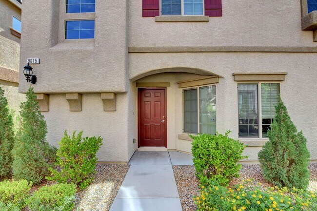 Building Photo - Beautiful Two Story Located on the Southwest