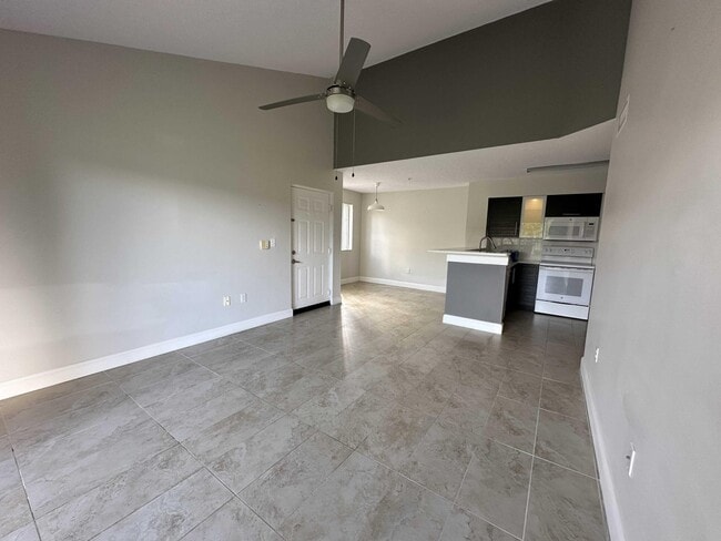 Building Photo - 7872 Sonoma Springs Cir