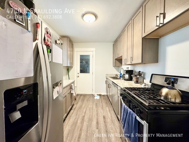 Building Photo - 4710 N Spaulding Ave