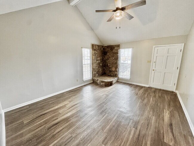 Building Photo - 7312 Countryside Road