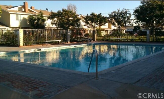 Building Photo - 15940 Silvertip Ct