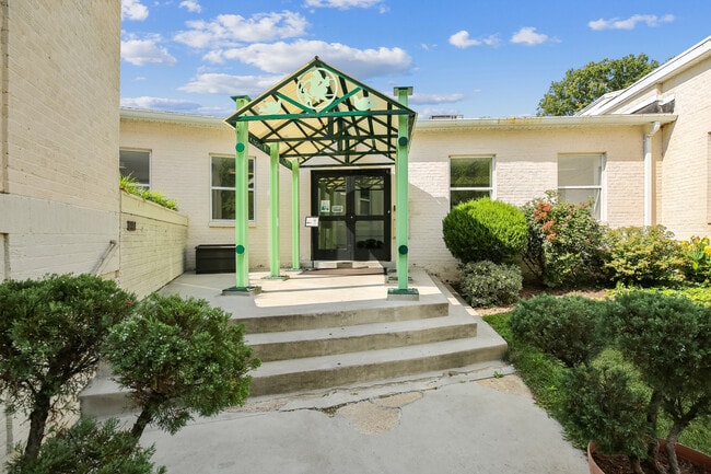 Crossway Community - Crossway Community Apartment