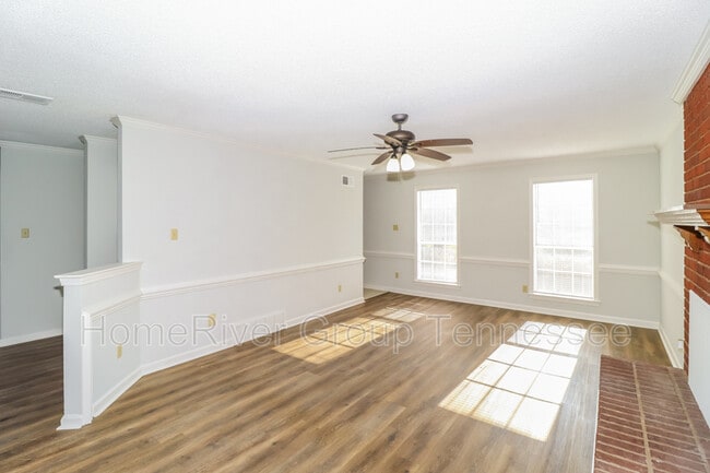 Building Photo - 2534 Jeffries Cove