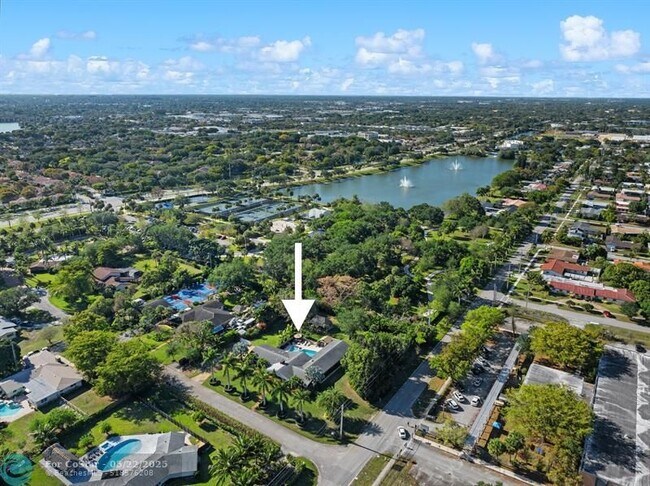 Foto del edificio - 4501 Briarcliff Ln