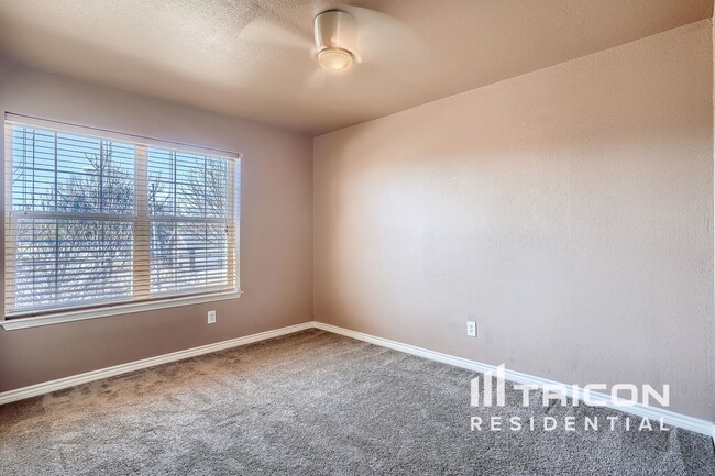 Foto del edificio - 1647 Churchill Ln
